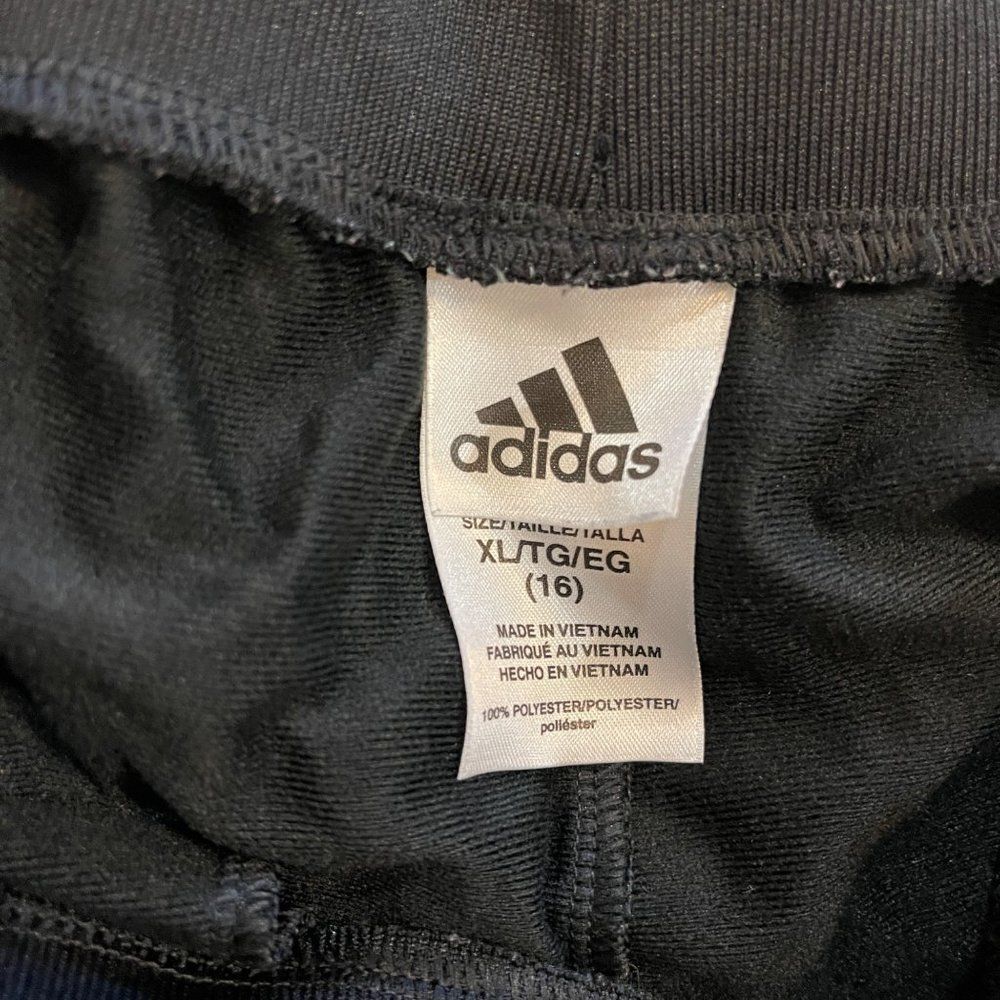 Adidas Essentials Three Stripe Track Pants Size 16 Juniors - Picture 3 of 8